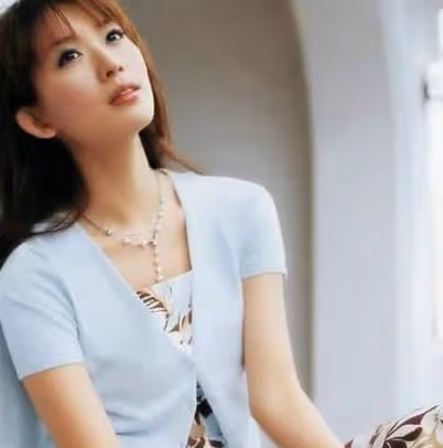 她曾紅遍台灣!因醫生「隱瞞」生下病兒 流產數10次「今51歲還想生兒子」原因曝光
