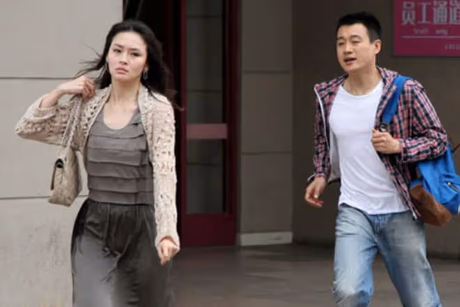39歲於明加做運動!穿露腰背心大秀身材,凹凸有致曲線完美太吸睛