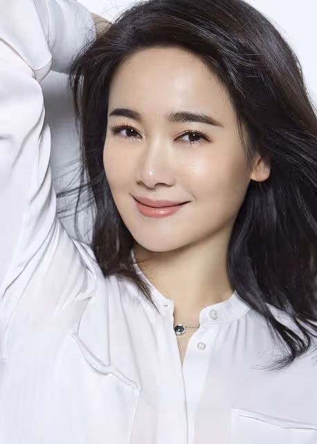 左小青穿開衩露肩長裙熱舞,被槽太違和全是胭脂氣,本人霸氣回應