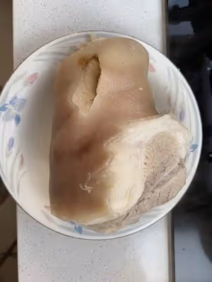 電壓力鍋燜紅燒豬肘子