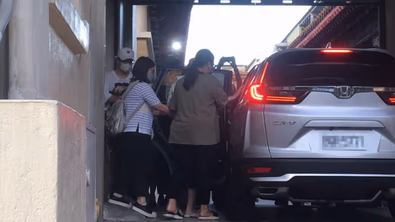 【艾成墜樓亡】透露艾成失控原因　王瞳哭到全身癱軟