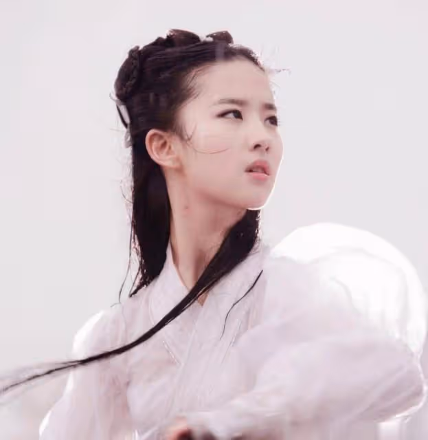 女明星身材很完美?劉亦菲穿牛仔褲真不好看,這幾位也踩過雷