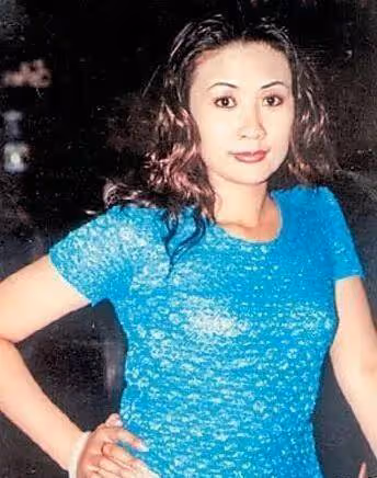 郭德綱老婆年輕美照首曝光,清純可人美到犯規,怪不得老郭苦追她