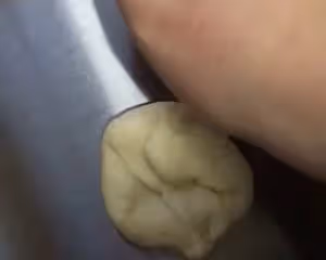 一出爐就被搶空的酥皮小餐包