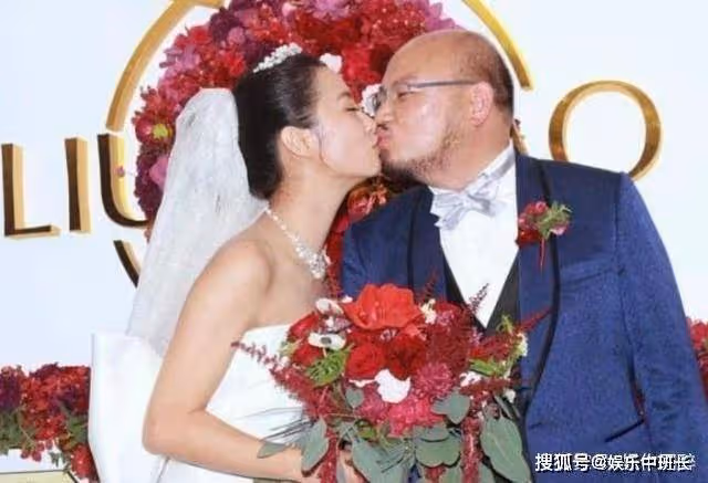 《王子變青蛙》15年後，女二嫁給劇中人，他突然離世留下千萬債務