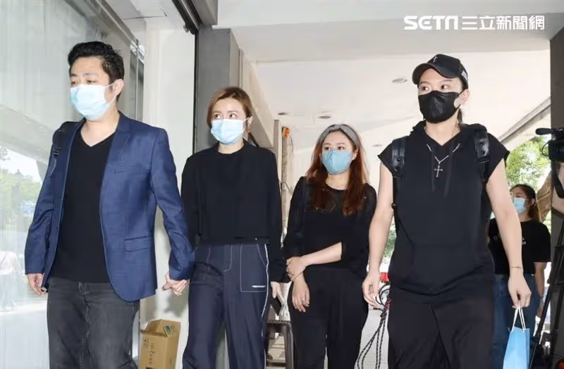 《超偶》1個月送走2人!艾成不捨悼朱俐靜「活著的人更要努力」 「才剛迎結婚2周年」卻傳出墜樓噩耗