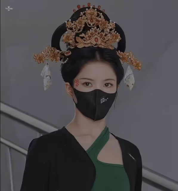 白鹿《寧安如夢》男裝好颯!謝危毛領路透反差大,女二顏值驚艷