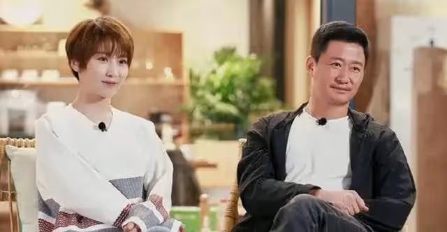 吳京18歲的照片曝光，秒變小鮮肉