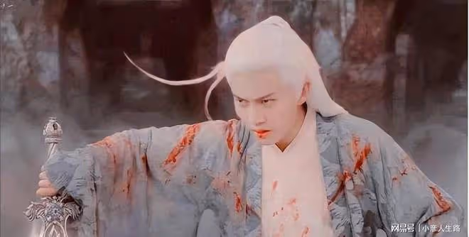 同樣是白髮美男，把王鶴棣成毅任嘉倫楊洋放一起，差距很明顯