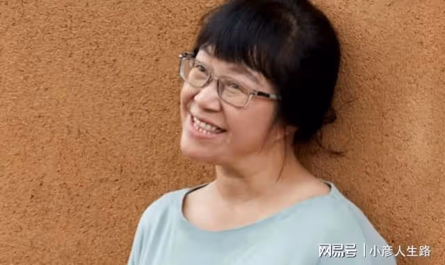 余秀華髮長文，控訴楊櫧策將她當成奴隸，曾把她打得下身大出血