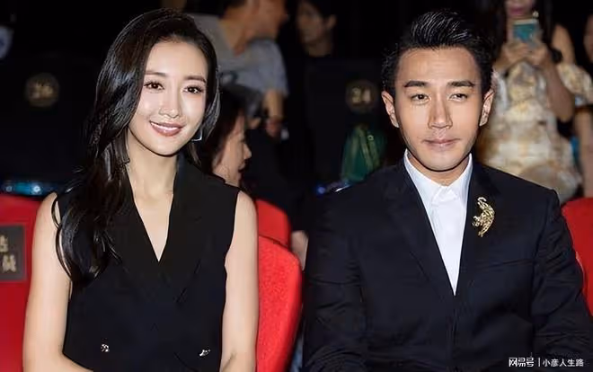 多次與王凱傳出戀情，媽媽也對王凱滿意，王鷗一直被王凱信任著