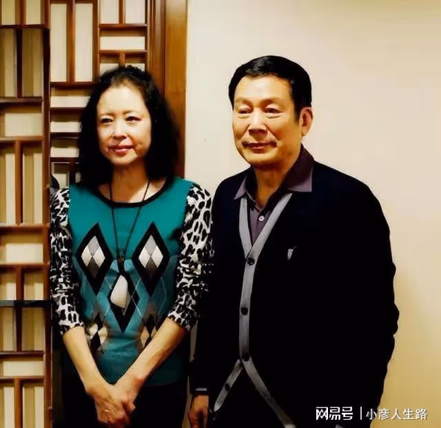 演員李小燕:結婚19年丈夫75歲了,她值得嗎?