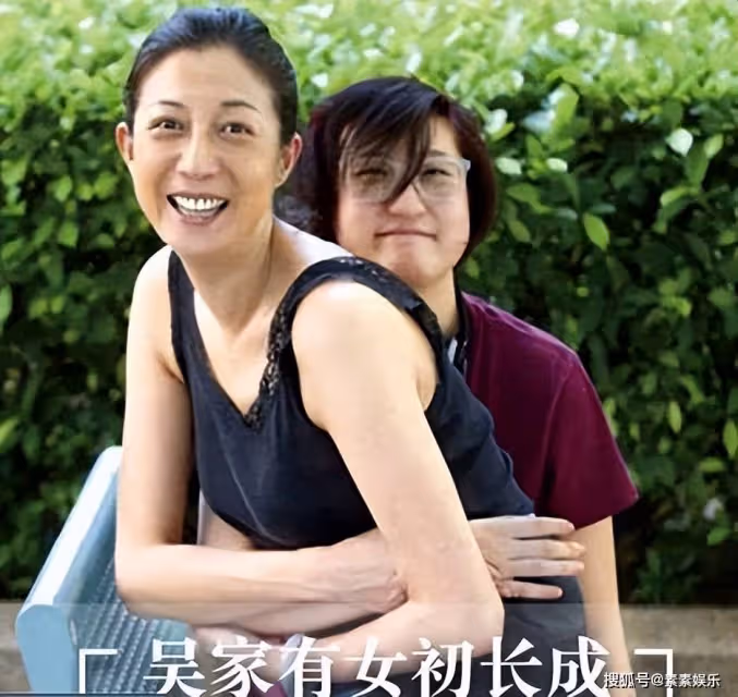 吳綺莉站起來了，為女兒和自己發聲，多次發文回懟成龍話題