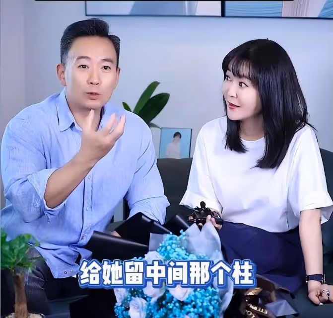 王小騫：狗糧撒一地，為祈願夫妻長相守曾找「算命先生」占卜愛情