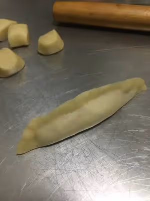 秘制鍋貼—皮很重要