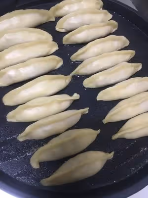 秘制鍋貼—皮很重要