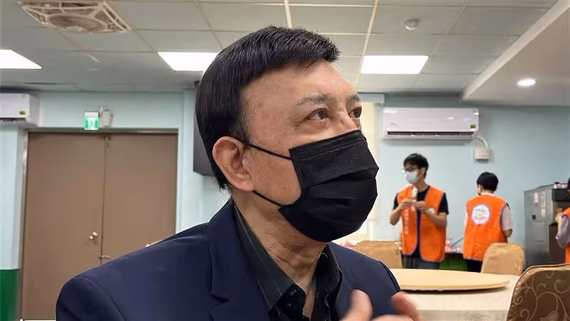 余苑綺傳陷昏迷!余筱萍忍痛曝「最新病況」:妹妹無法說話 「余家全員到醫院」弟弟取消今晚錄影