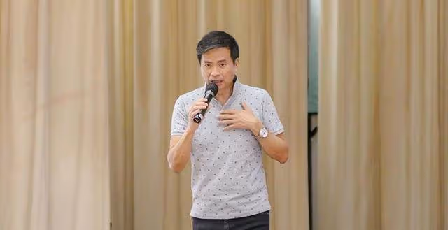 TVB男星曾被封為金牌司儀,卻因得罪高層慘變龍套,所幸身家豐厚