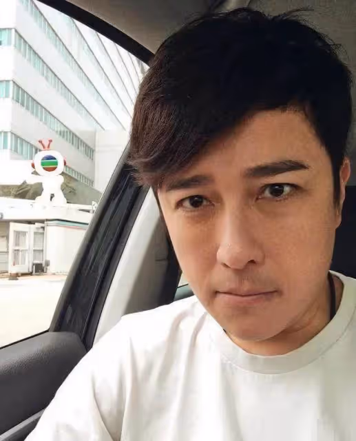 45歲TVB男藝人因囂張懶散淪為閑角!進軍商界身家豐厚仍拒離巢