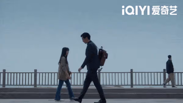 關曉彤如願成為美妝博主卻飽受KPI困擾，《二十不惑2》今晚上線