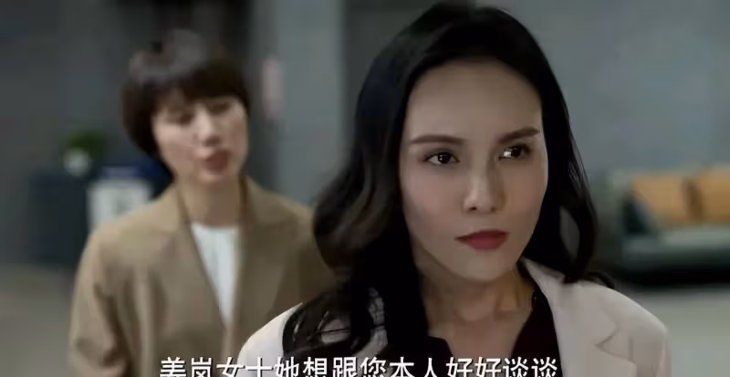 《玫瑰之戰》：看到「新歡拔管，原配保命」，才知哪種女人最吃虧