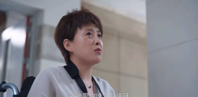 《歡樂頌3》，深挖余初暉賣隊友賣母親的原因，理由竟然讓人同情