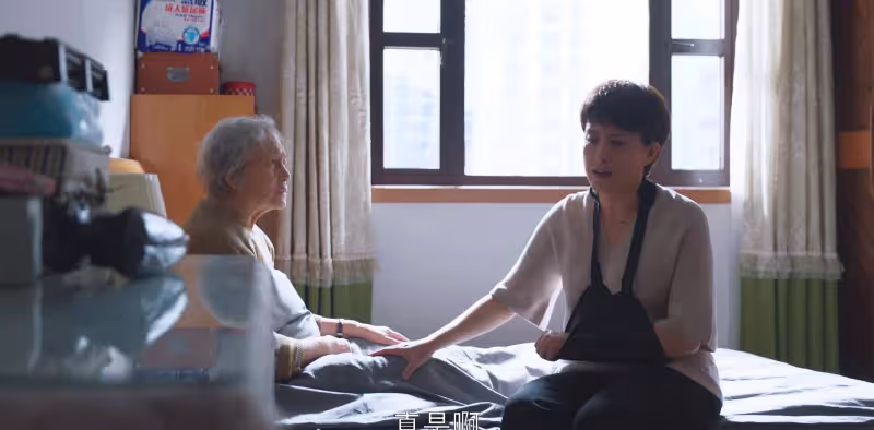 《歡樂頌3》，深挖余初暉賣隊友賣母親的原因，理由竟然讓人同情