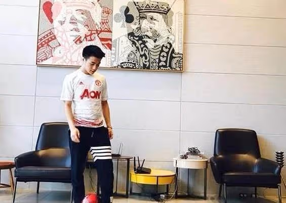 何猷君曝出自己的豪宅:房子三面環山一面朝海,地理位置真不簡單