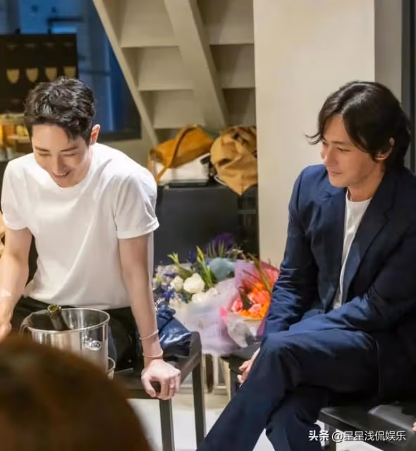張東健醜聞事件後回歸,親自支持老婆事業,李敏鎬李洙赫到場助陣