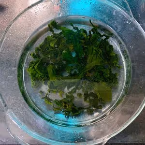 番茄裙帶湯