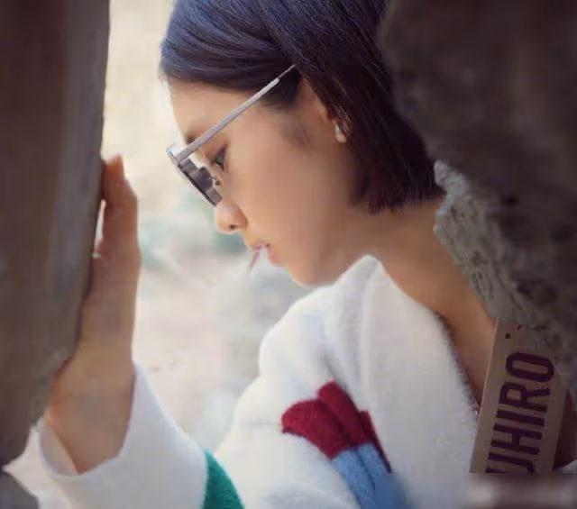星二代有多會長！本以為黃多多的顏值夠高了，看到趙薇女兒：被驚艷到了