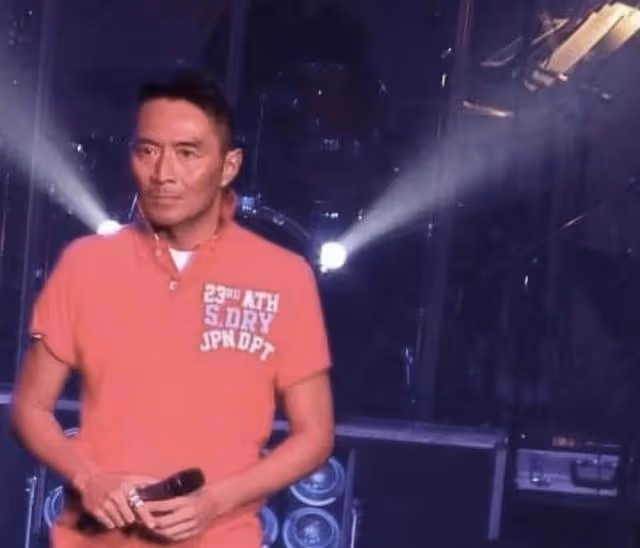 又和好!TVB前男星嬌妻忽曬二人合照,將老公拒行房一事拋之腦後