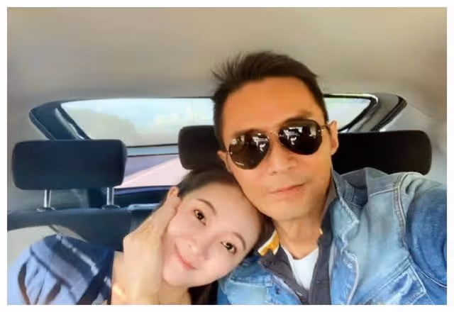 又和好!TVB前男星嬌妻忽曬二人合照,將老公拒行房一事拋之腦後