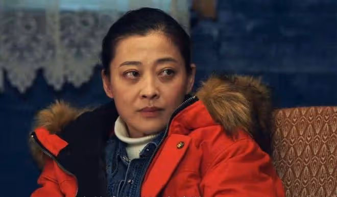 給娛樂圈40歲以上的女星排個名,閆妮臉僵如石,殷桃風情萬種