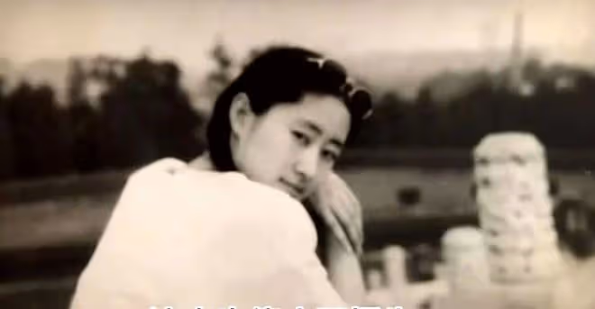 給娛樂圈40歲以上的女星排個名,閆妮臉僵如石,殷桃風情萬種