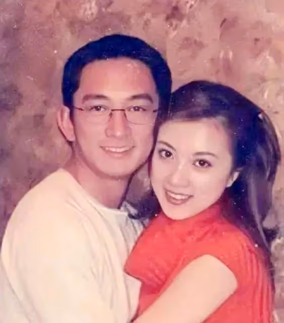 張小寒爆料某富豪出軌,細節暗指江疏影,金巧巧深夜緊急發文回應