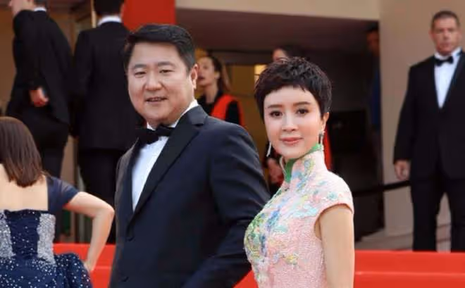張小寒爆料某富豪出軌,細節暗指江疏影,金巧巧深夜緊急發文回應