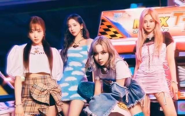 TWICEvsBLACKPINK, 誰會拿下回歸的勝利;JOY上班路造型再登熱搜