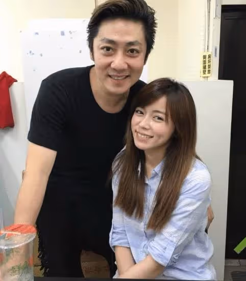 艾成墜下，妻子一天未進食首對外發聲，內容令人鼻酸，另專家指出砸壞公物將面臨索賠