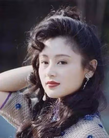 嫁給導演的4位女星：因長得漂亮，被導演看中收為「囊中之物」！