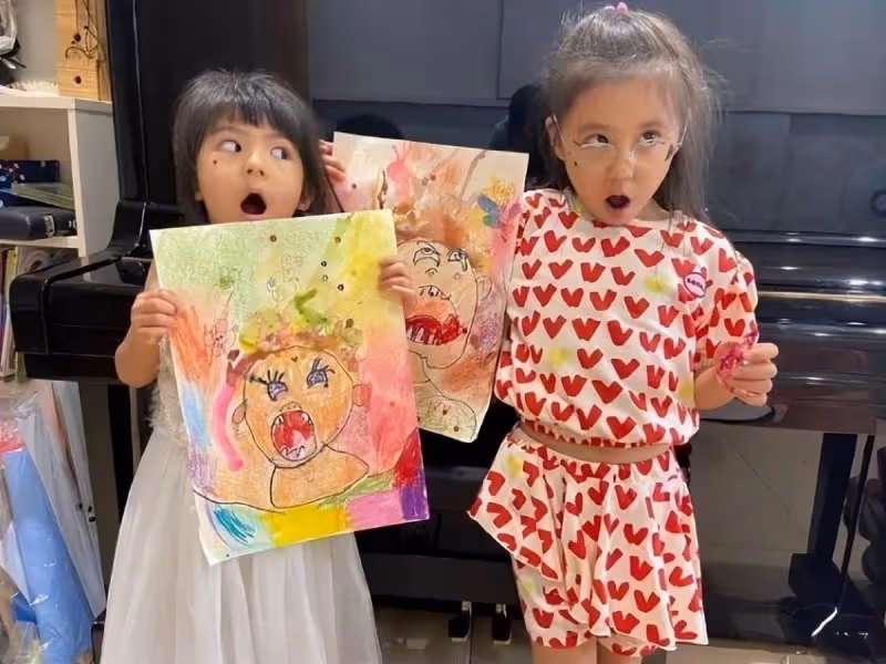 賈靜雯為女兒慶祝7歲生日,咘咘等比例長大,繼承爸媽高顔值,雙眼漂亮到讓人嫉妒!
