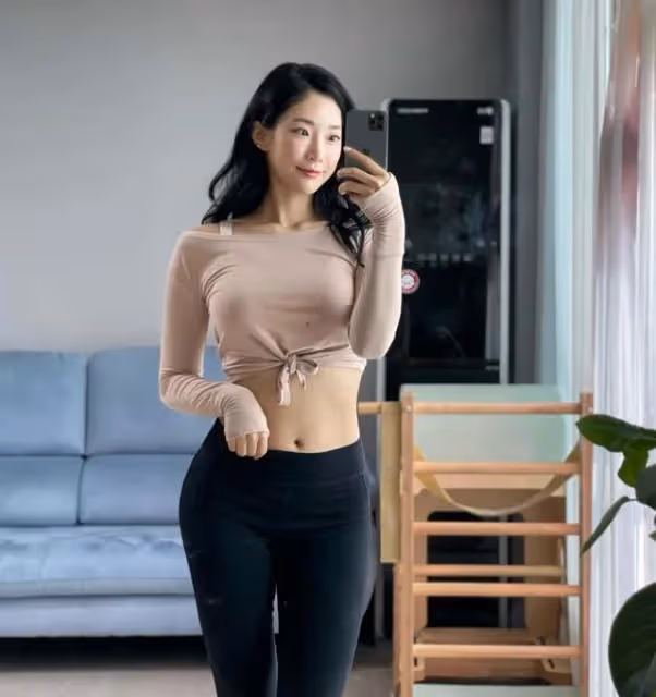 性感辣媽!韓國網紅yooseung,低調秀身材,獨特氣質吸粉40萬
