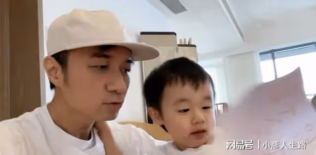 古巨基50歲生日3歲兒子送祝福!甜蜜擁抱親吻,還為爸爸唱生日歌