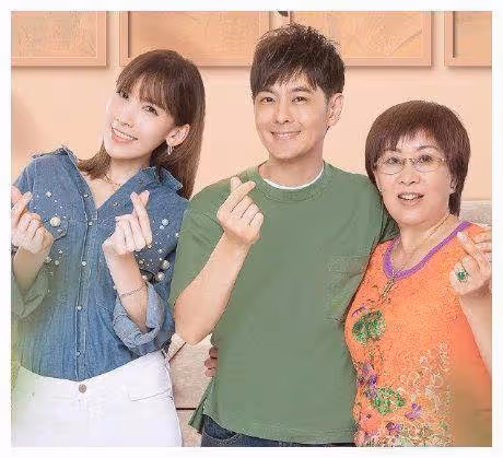林志穎仍與林心如有聯系,今遭遇交通事故,陳若儀依然風雨同舟
