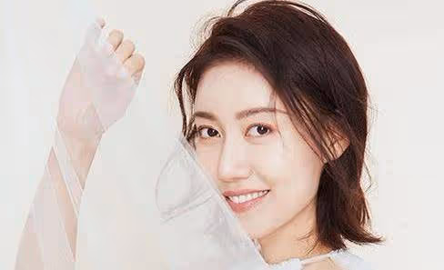 演員高露：事業上升期結婚，老公身份成謎，劇火人不火仍腳踏實地