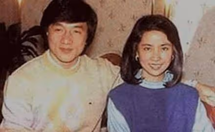 她和成龍選擇了結婚,成龍卻愛上他人,她的話讓成龍回心轉意