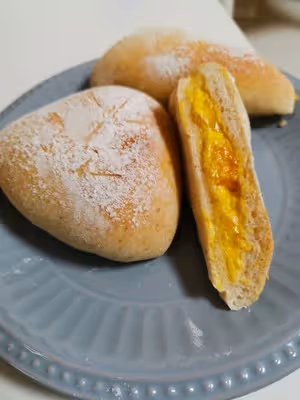 全麥版芒果乳酪歐包