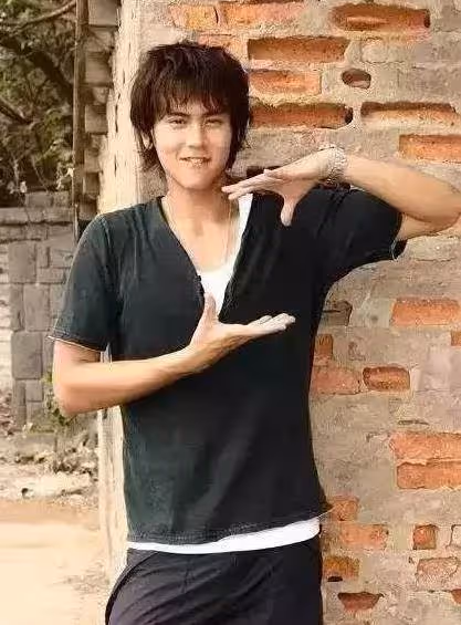 「沒有才華，我只能拿命拼 」彭于晏：從欠債5千萬到國民男神，自律的人，值得更強大的人生!