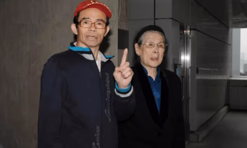 梅艷芳故居高價拋售，其母「啃女一生」視女兒為搖錢樹，98歲高齡與兒子斷絕關系