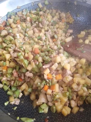肉沫豆角土豆，簡單易上手炒菜，米飯好搭檔